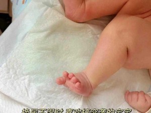 为什么小女孩的私密部位会出现稚嫩粉红小缝尿出来的情况？